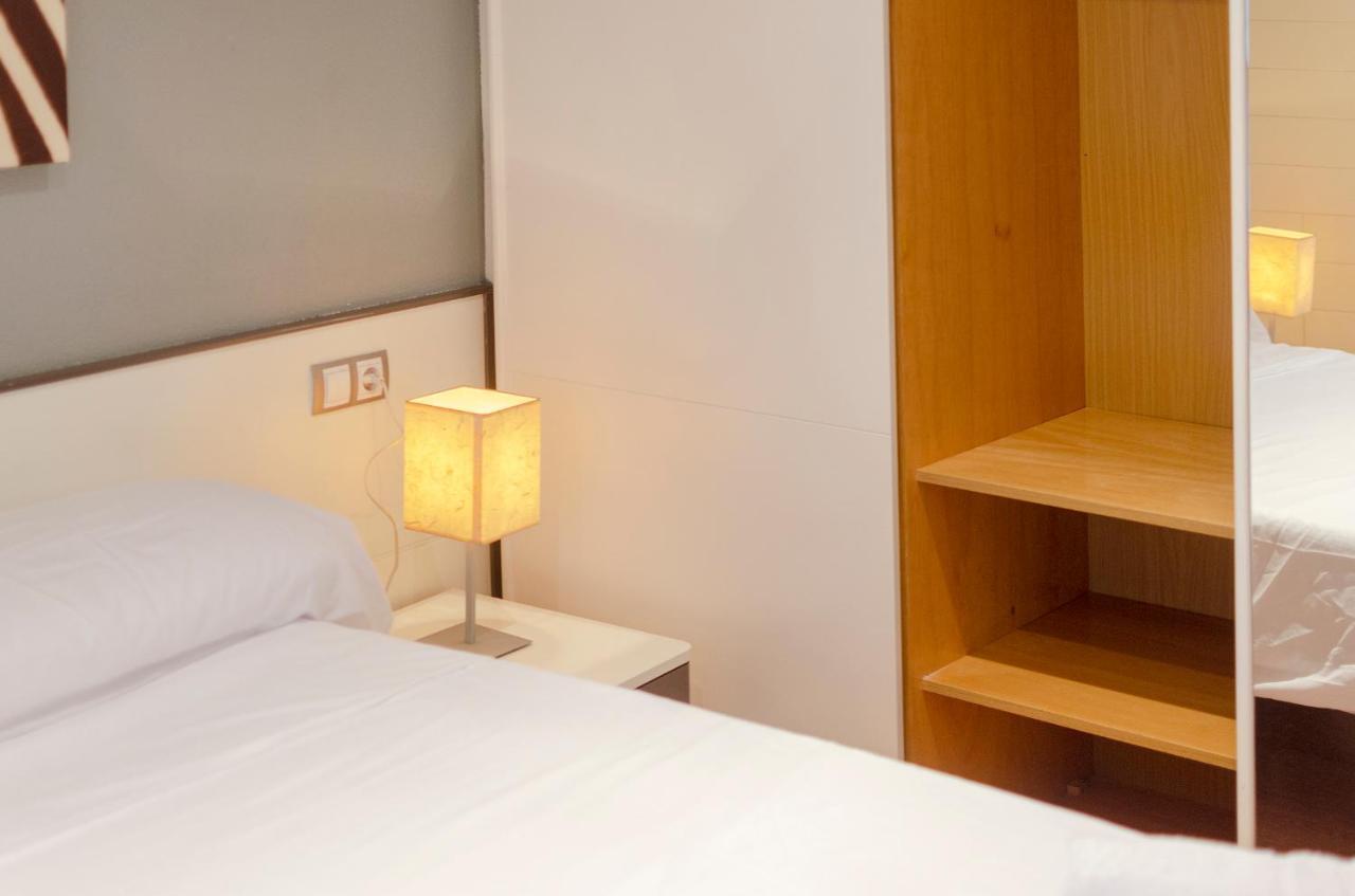 Santa Clara Apartments ชีโรนา ภายนอก รูปภาพ
