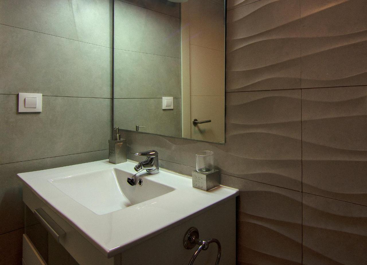 Santa Clara Apartments ชีโรนา ภายนอก รูปภาพ